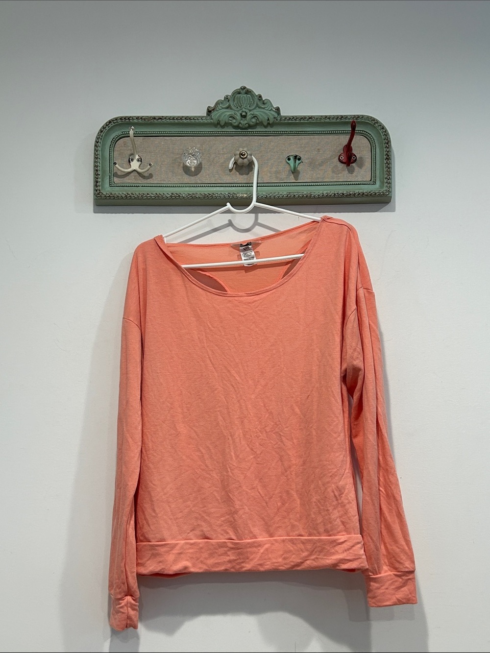 Hard Tail Coral Long Sleeve open racer back Women's activewear t-shirt medium